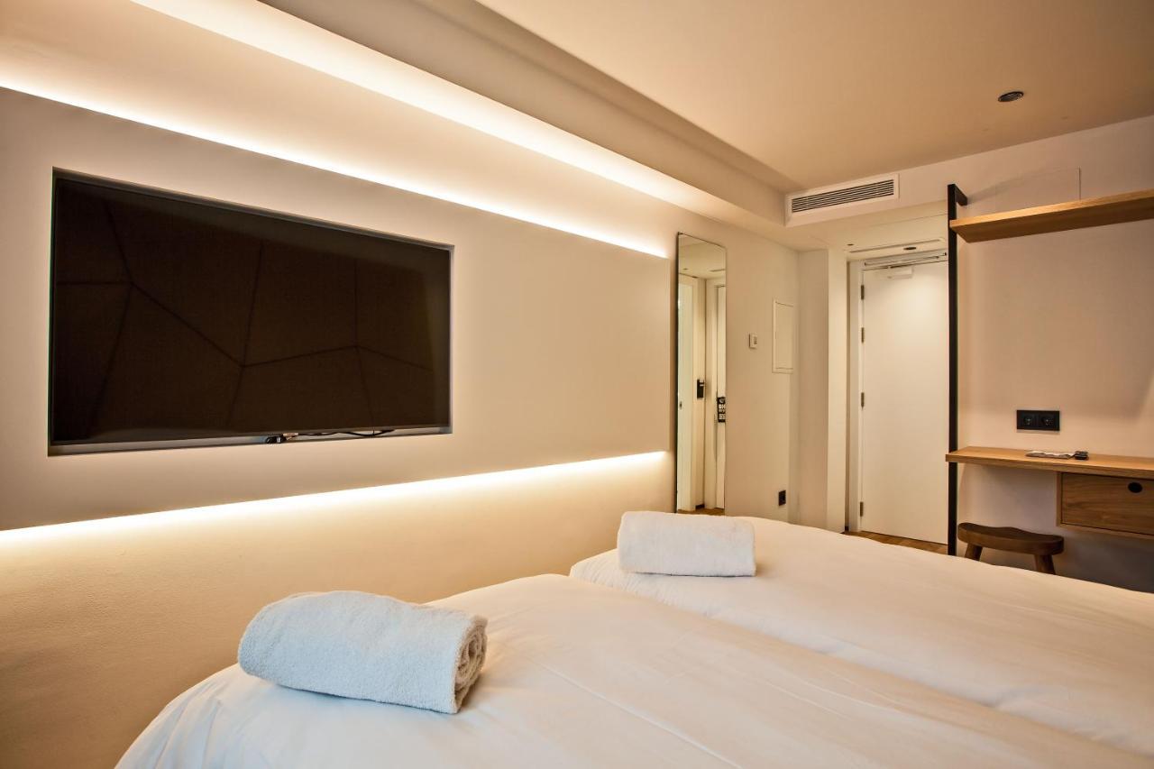 Hotel Plaza Obradoiro By Bossh! Hotels Santiago de Compostela Exterior photo